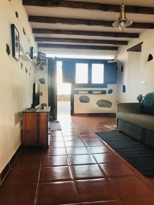 Coqueto Apartamento En El Cuchillo Тинахо Екстериор снимка