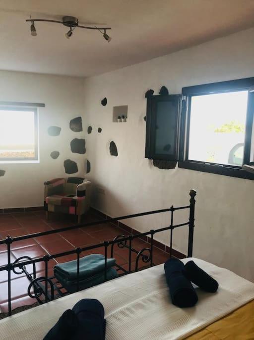 Coqueto Apartamento En El Cuchillo Тинахо Екстериор снимка