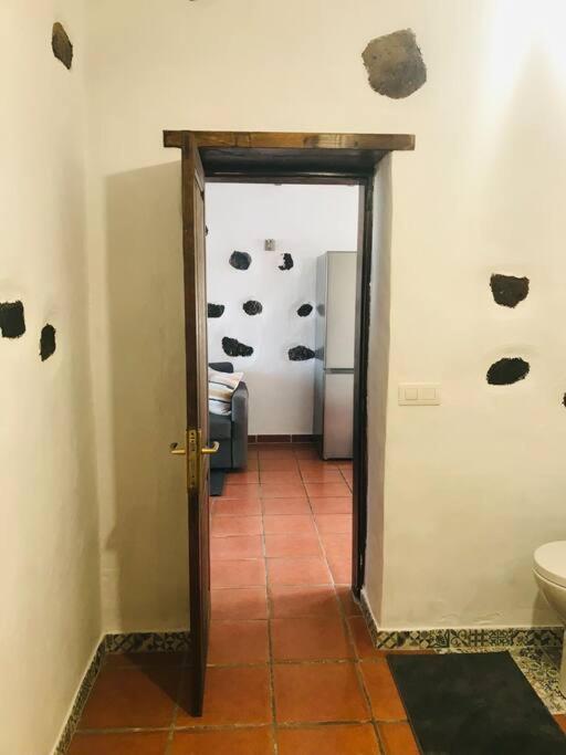 Coqueto Apartamento En El Cuchillo Тинахо Екстериор снимка