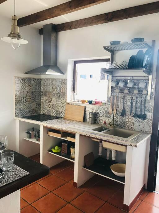 Coqueto Apartamento En El Cuchillo Тинахо Екстериор снимка